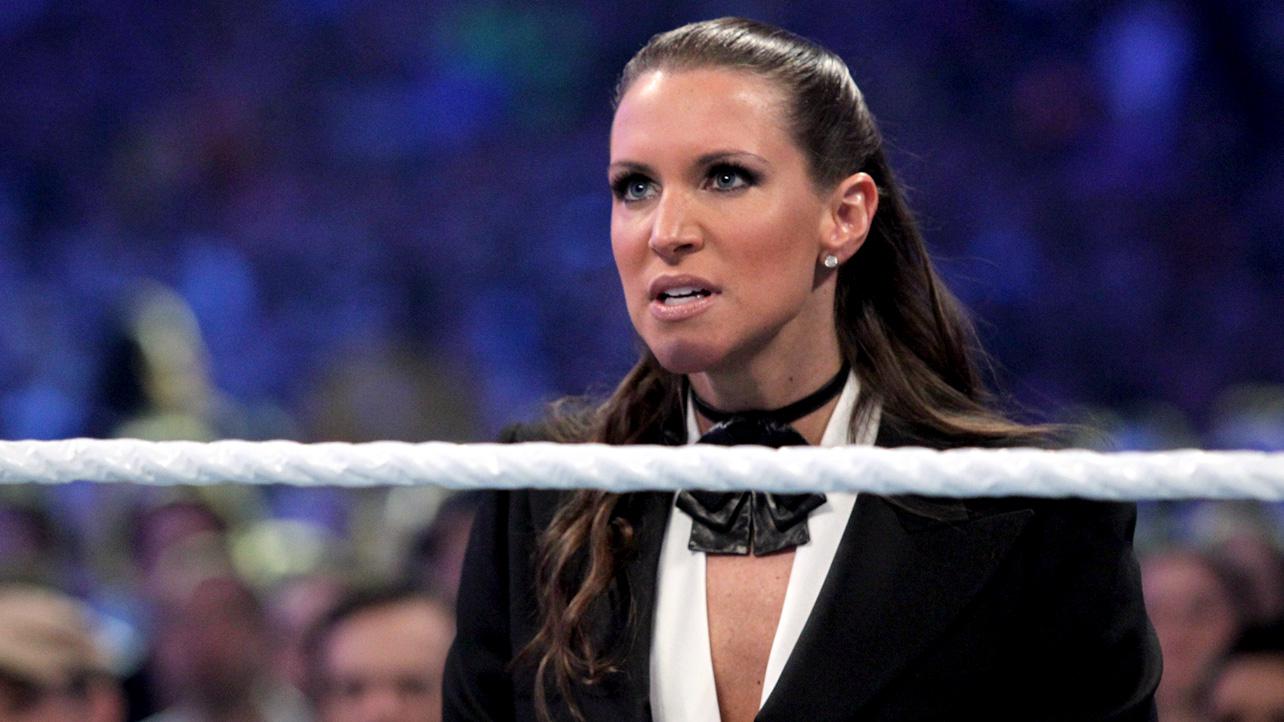 Stephanie-McMahon-3.jpg