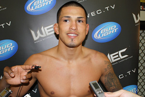 anthony-pettis-5_large.jpg