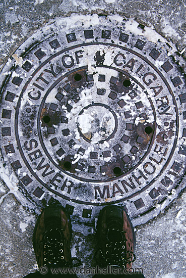 calgary-manhole-big.jpg