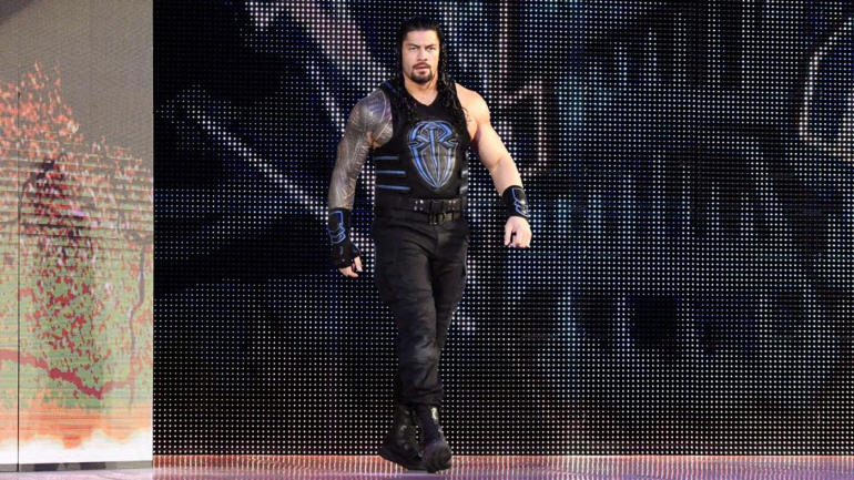 roman-reigns-raw-entrance-ramp.jpg