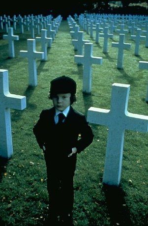 the-omen-damien-crosses.jpg