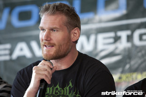 Josh-Barnett_Esther-Lin-for-Strikeforce_large.jpg