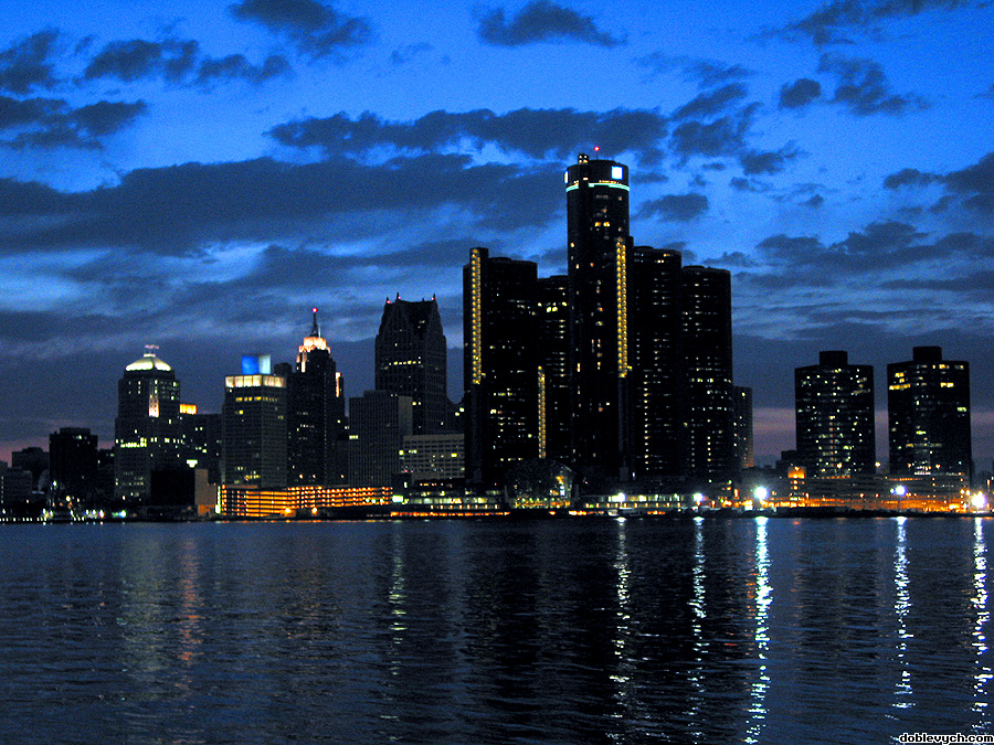 detroit_skyline_dramatic_900x675.jpg