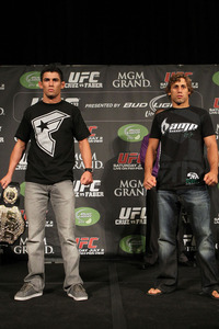 42_UFC132_Presser_large.jpg