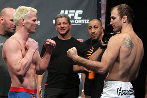 40_UFC133Weighins_large.jpg