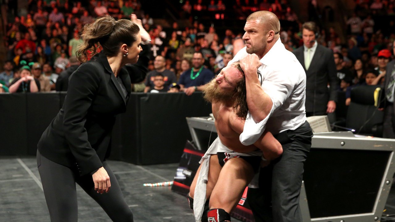 20140317_RAW_Steph_TripleH_Bryan_2.jpg