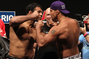 ufc134_weighin_030_large.jpg