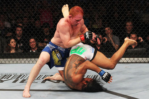 ufc129_08_henderson_vs_bocek_005_large.jpg