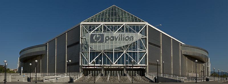 HP_Pavilion_(angle).jpg