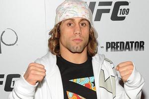 urijah-faber-at-tao-570_large.jpg