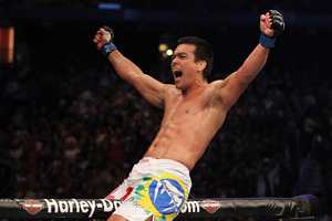 ufc129_10_couture_vs_machida_009_large_large.jpg