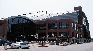 800px-ConsecoFieldhouse-1.jpg