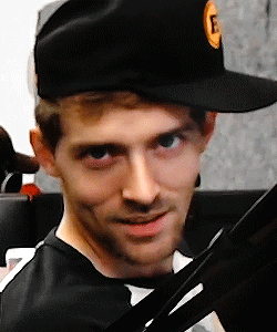 tumblr_nzcucgj4qW1ulm30to3_250.gif