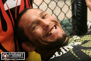 dan-henderson-teeth_large.jpg