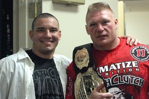 comprido-lesnar1_large.jpg