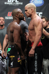 54_UFC133Weighins_large.jpg