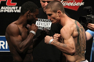 ufc134_weighin_003_large.jpg