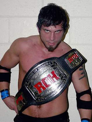 Austin_Aries_(ROH_Champion).jpg