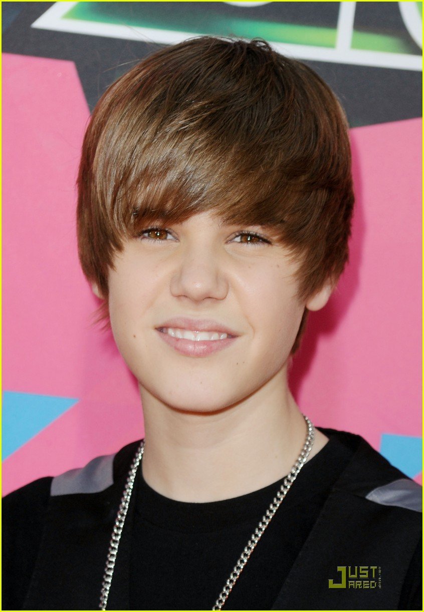 justin-bieber-2010-kids-choice-03.jpg