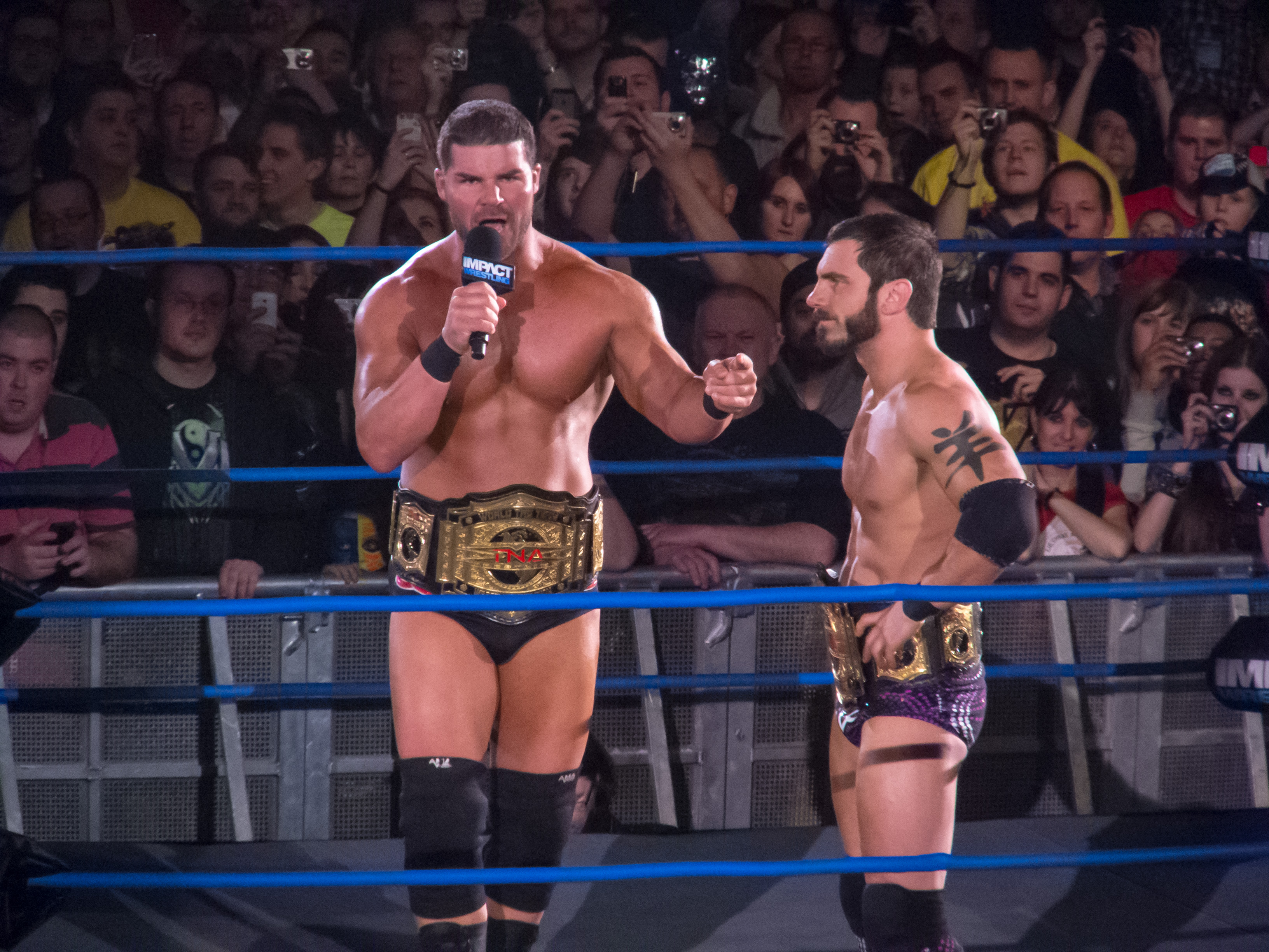 Austin_Aries_and_Bobby_Roode_2.jpg