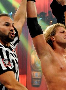 WWE-Night-of-Champions-Chavo-Guerrero-Edge_997544.jpg